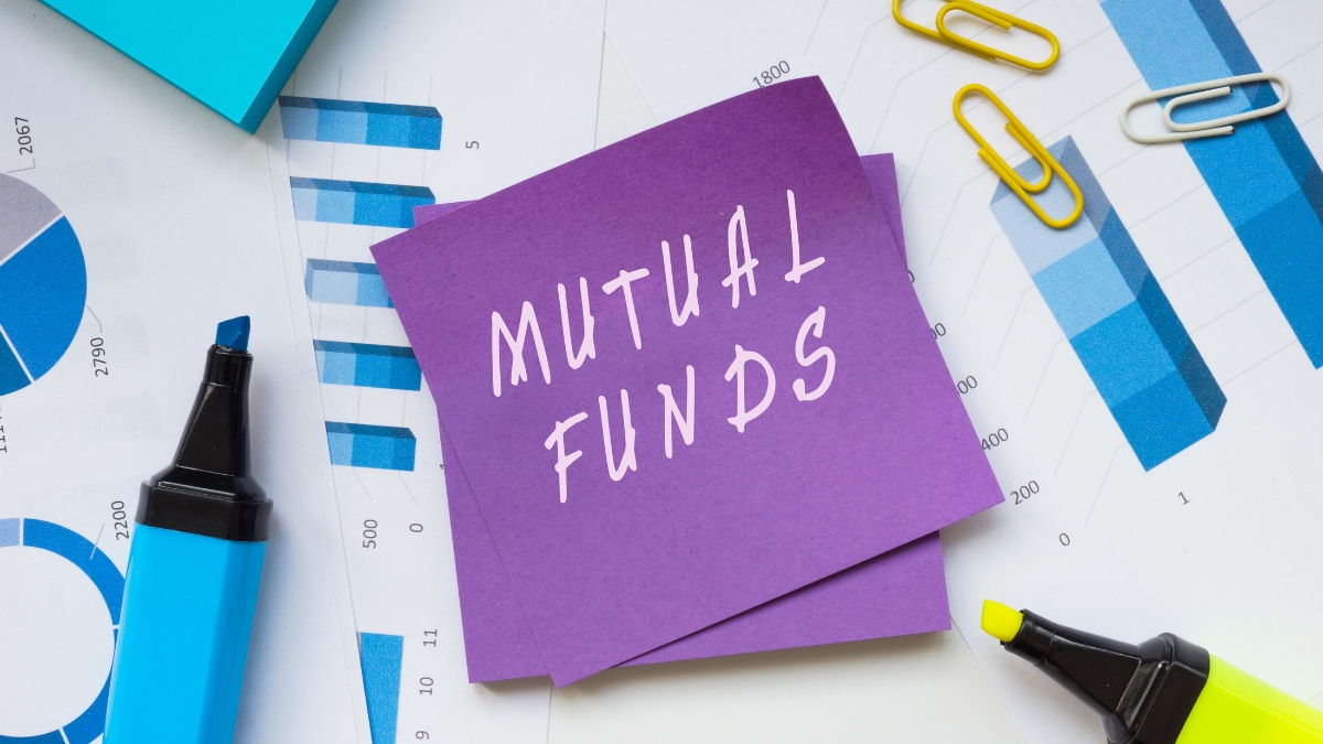 Mutual fund investment in India in March 2026 data: Experts speak